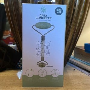 Jade Facial Roller